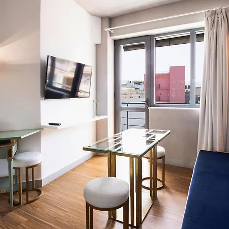 Downtown Lofts - The Acropolis Observatory 3*